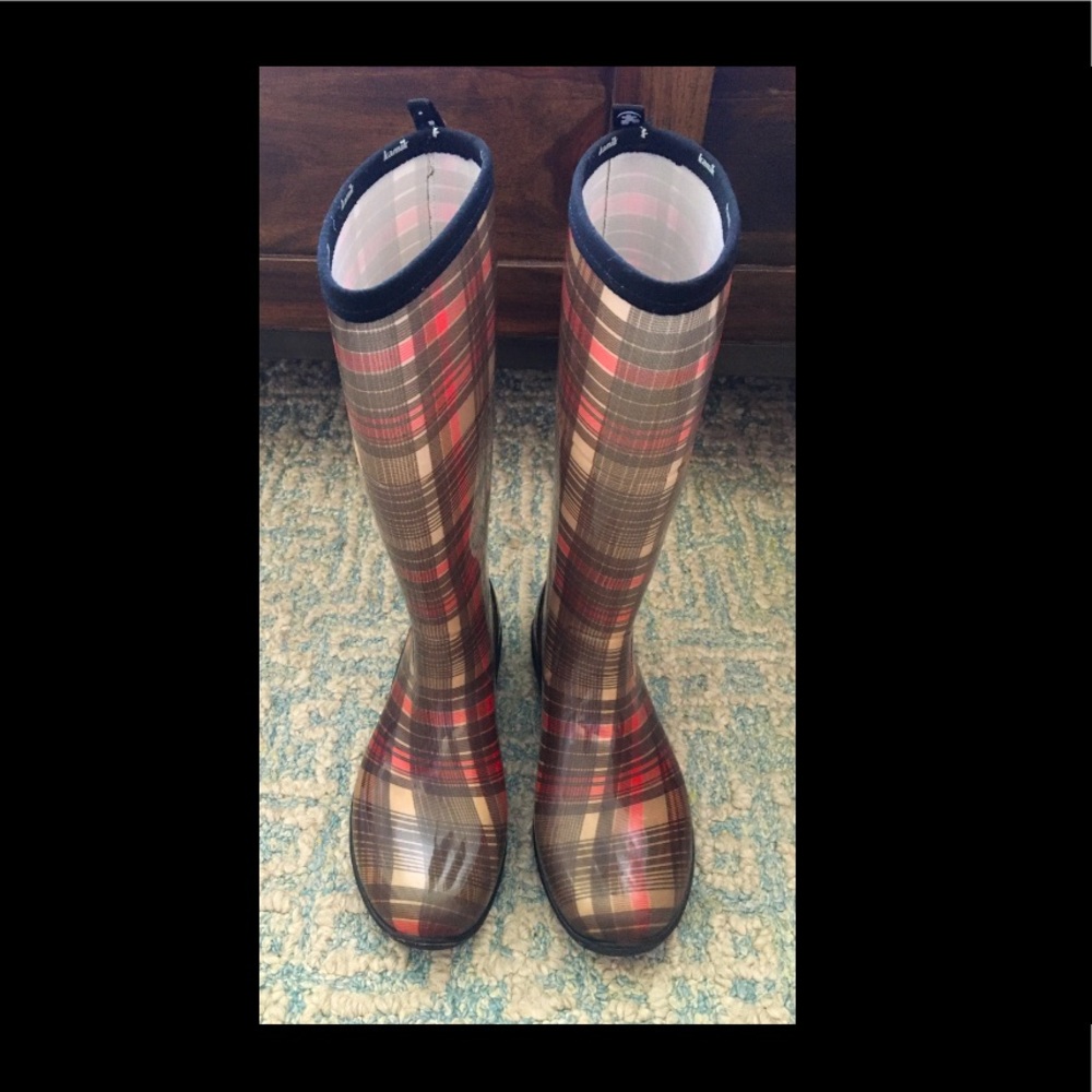 Elegant Rain Boots - Gorgeous!